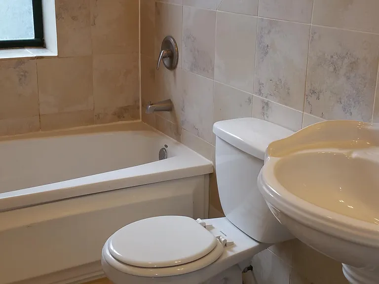 6941 S Dorchester Ave #3 — Photo 7