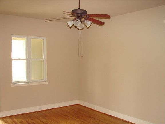 4th image of 58 Briar Hollow Ln APT 407
