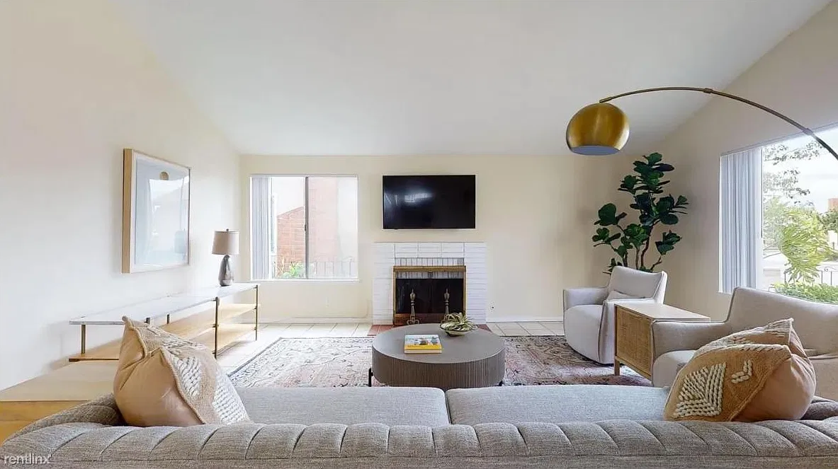 8817 Cassioepia Way — Photo 1