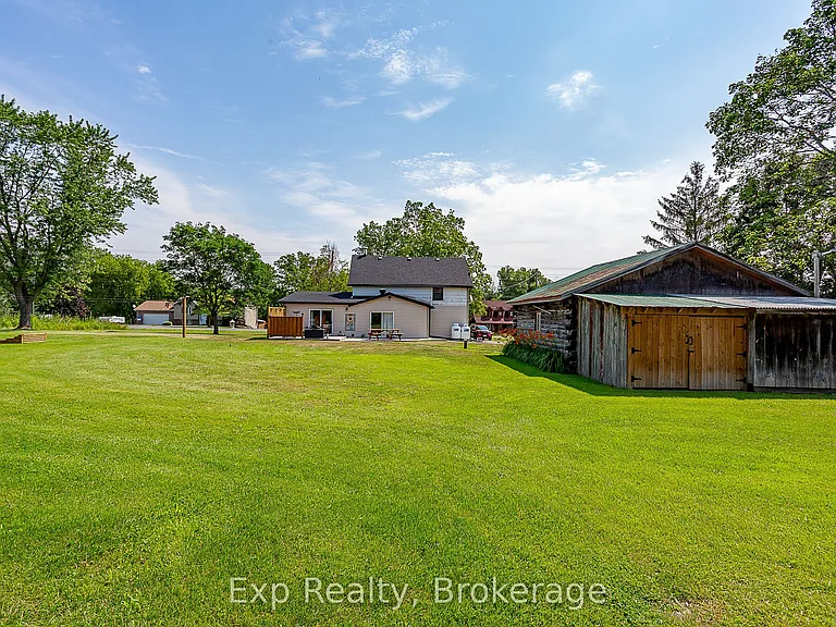 94 Latta Dr — Photo 6