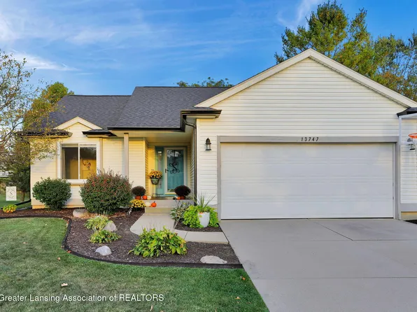 13747 Remington Dr, Bath, MI 48808