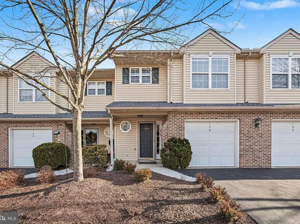 156 Sparrow Rd, Hummelstown, PA 17036