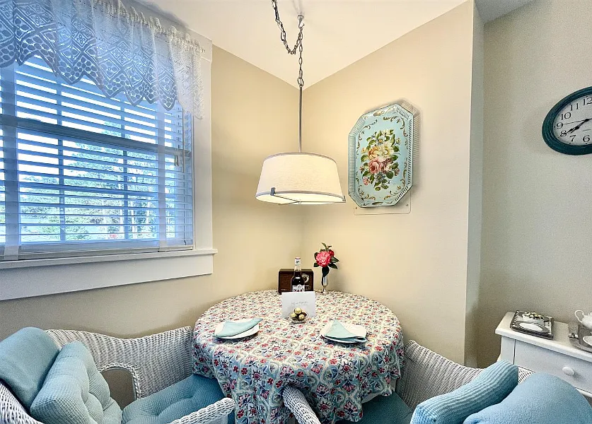 160 Palmetto Road, Unit #8 - A — Photo 2