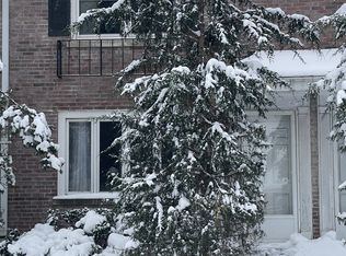 907 N Raynor Ave, Joliet, IL 60435