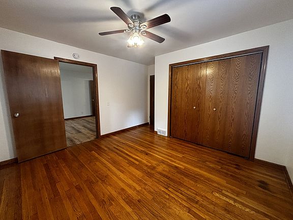 5th image of 1025 W Fiedler Ln #2