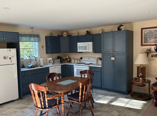 41 Woodhaven Dr, Barrington, NH 03825