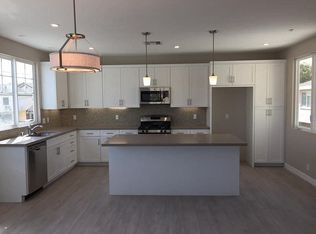 10742 Walnut St, Los Alamitos, CA 90720
