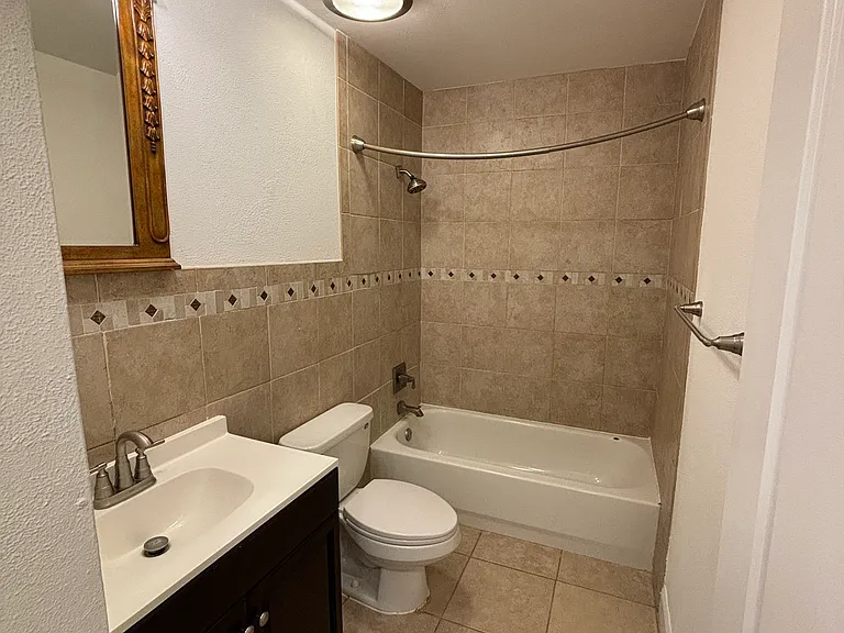 1116 Tangerine St — Photo 38