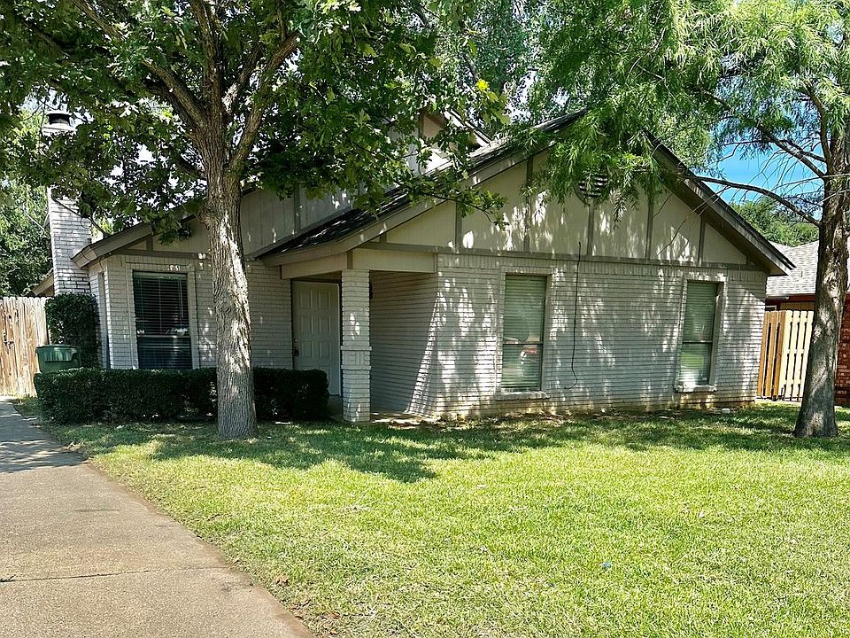 1st image of 4216 Windhurst Dr