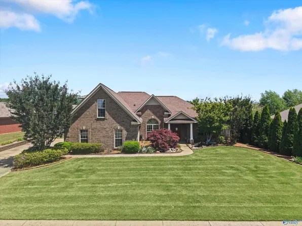 211 Magnolia Glen Dr, Huntsville, AL 35811