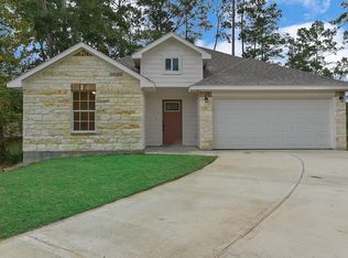 1305 Beech Dr, Conroe, TX 77385