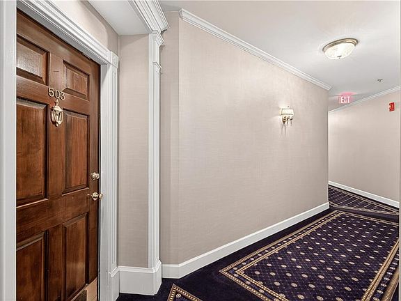 4th image of 2865 Lenox Rd NE APT 503