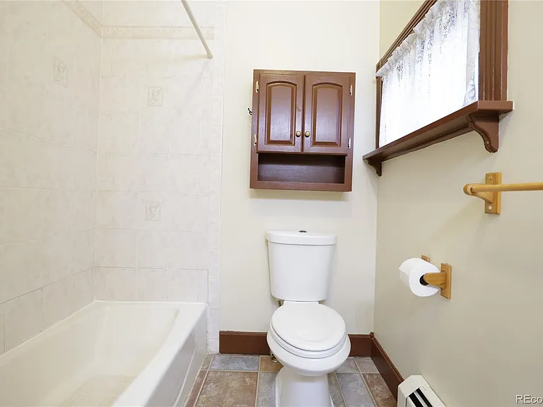 1940 Virginia St #5 — Photo 8