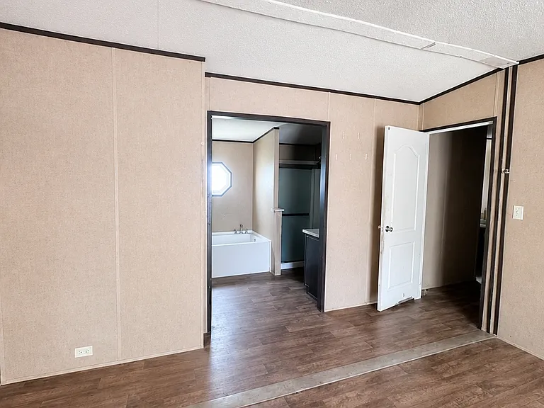 1001 County Road 773 #144 — Photo 3