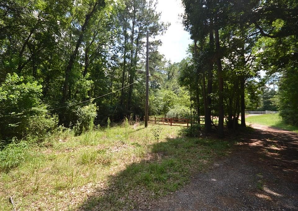 1st image of 22051 Schneider Cir