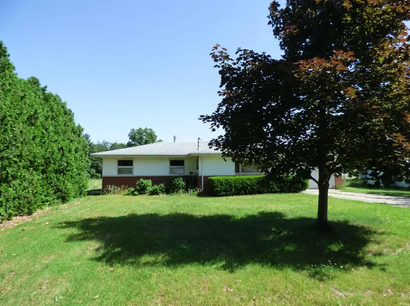 12615 Day Rd, Mishawaka, IN 46545