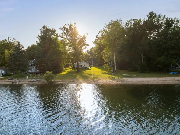 3551 W Otsego Lake Dr, Gaylord, MI 49735