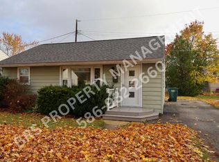 1210 Jefferson St, Lapeer, MI