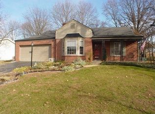 938 Robert Pl, Saint Louis, MO