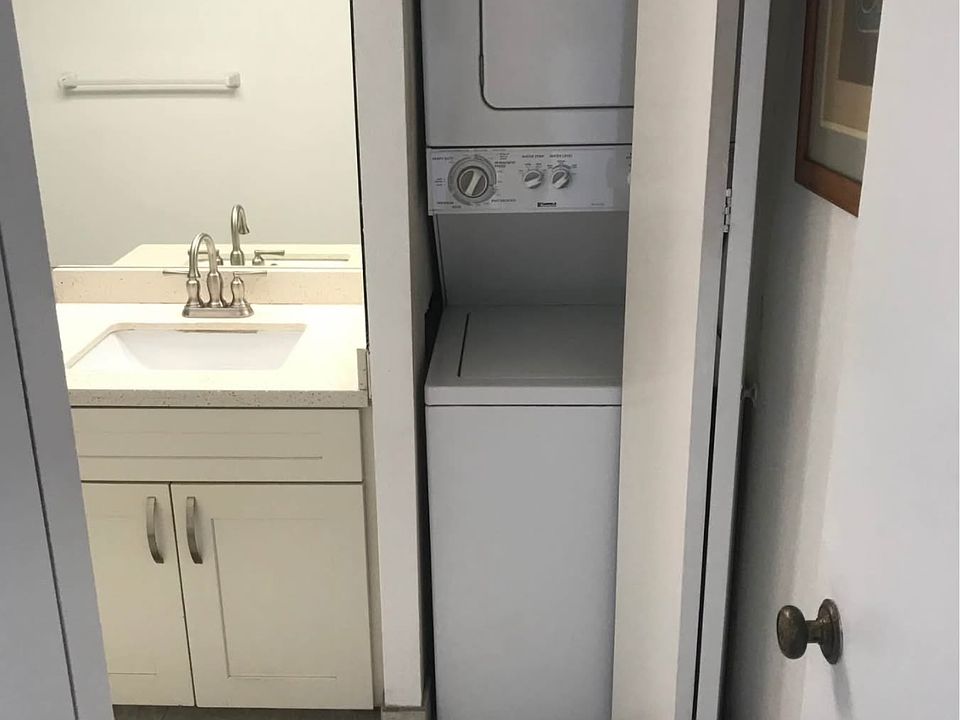 1st image of 2092 Kuhio Ave APT 1601