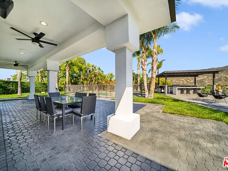 19034 Ashurst Ln — Photo 43