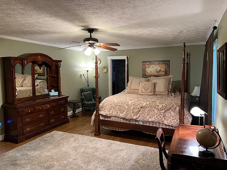 704 Mohawk Dr — Photo 17
