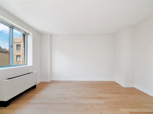 100 Jane Street image 3 of 7