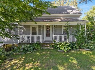 14 Wood St, Hopkinton, MA 01748