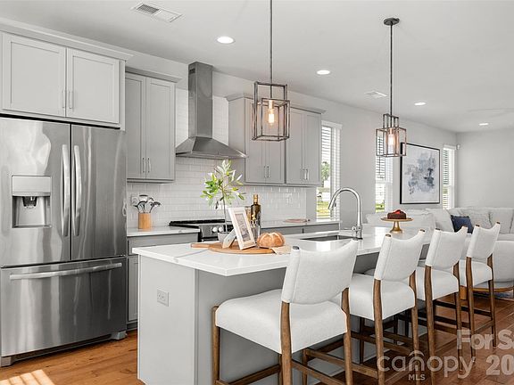 2nd image of 2104 Bryant Park Dr