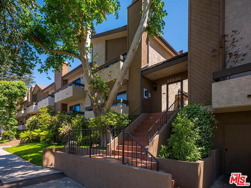 4939 Laurel Canyon Blvd Unit H, Valley Village, CA 91607, MLS# DW23085871