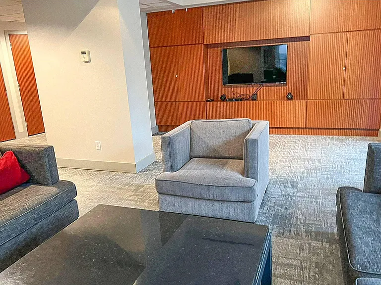 833 Seymour St #13 — Photo 6