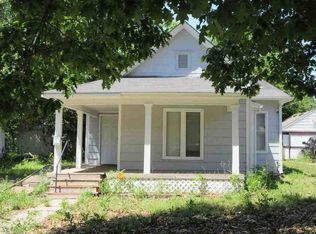 929 S Water St, Wichita, KS 67213