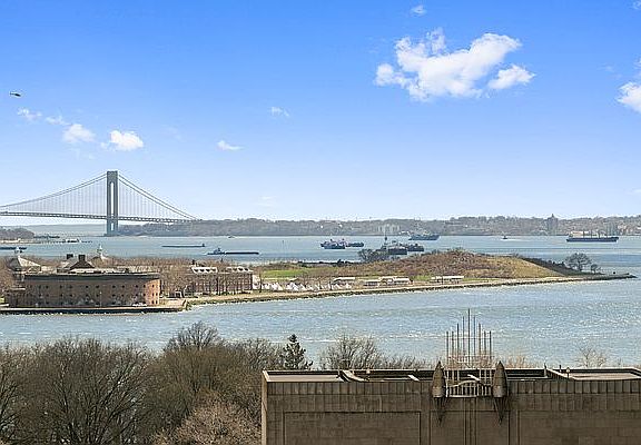 4th image of 88 Greenwich St APT 1104