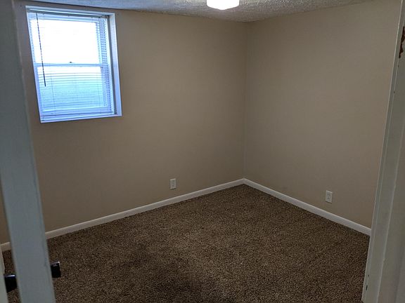 4th image of 4824 Capitol Ave