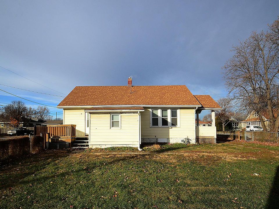 1st image of 2821 4th Ave