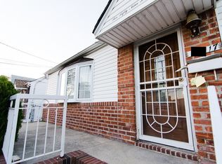 25917 148th Ave, Jamaica, NY 11422