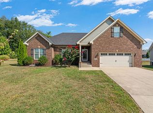 4170 Beechwood Ln, Bowling Green, KY 42104