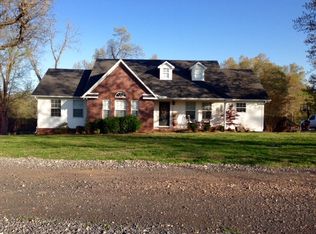 231 Nowhere Lane, Marshall, AR 72650