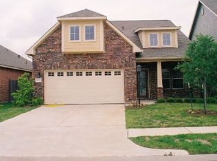 9723 Bark Ridge Ln, Houston, TX 77095