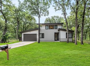 143 Arbolado Blvd, Mabank, TX 75156
