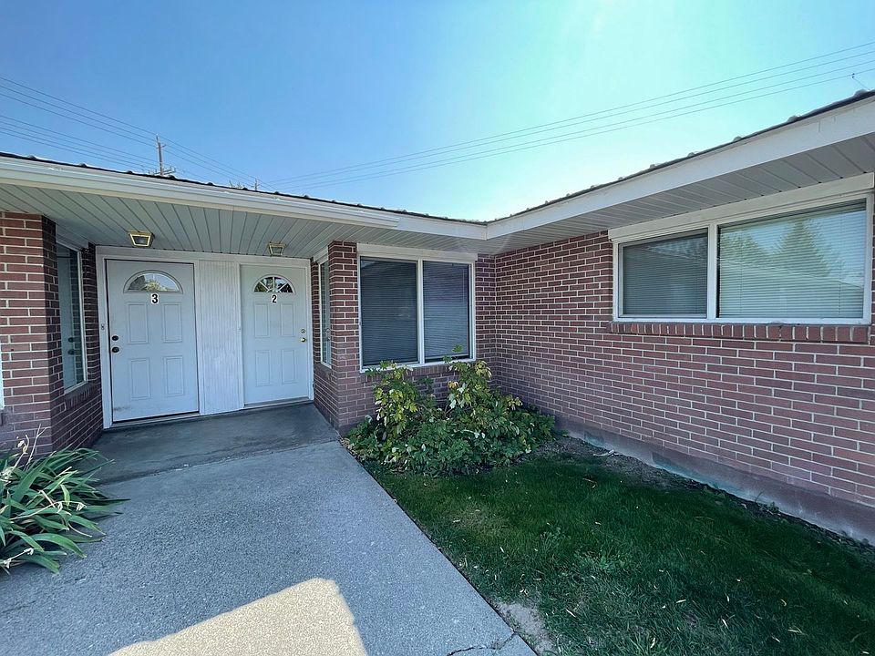 1st image of 719 Cambridge Dr APT 2