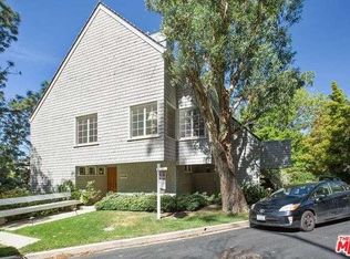 1439 Claridge Dr, Beverly Hills, CA 90210