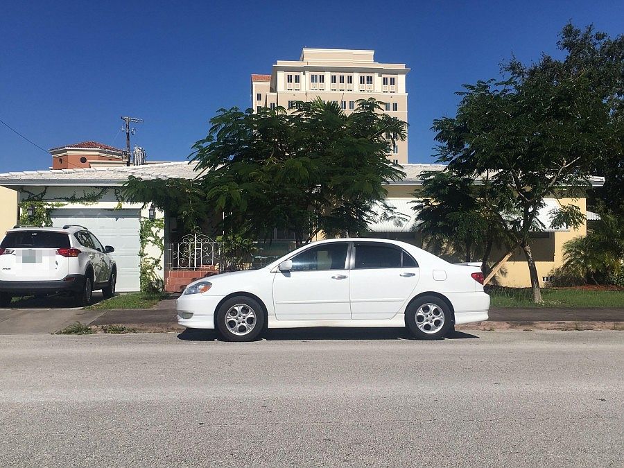 1st image of 345 Catalonia Ave