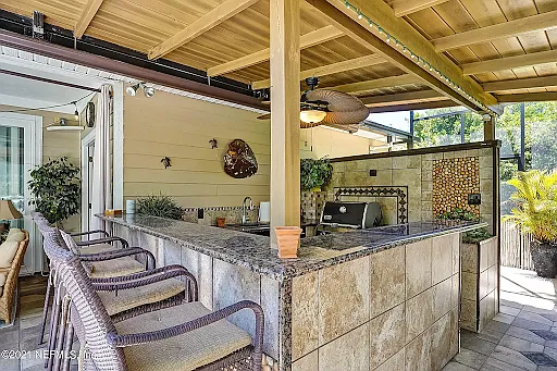 1555 Lakeway Dr — Photo 39
