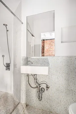 Sold by Compass | media 19