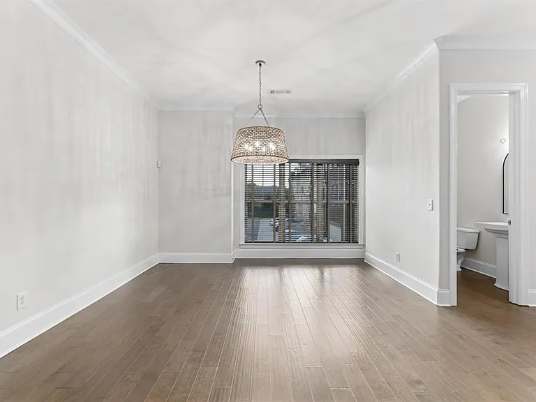 1394 Doublegate Dr — Photo 8
