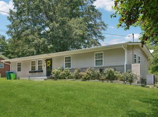 905 Scott Ln SW, Marietta, GA 30008