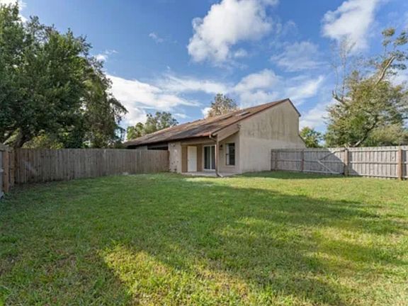 2nd image of 2747 Gray Fox Ln