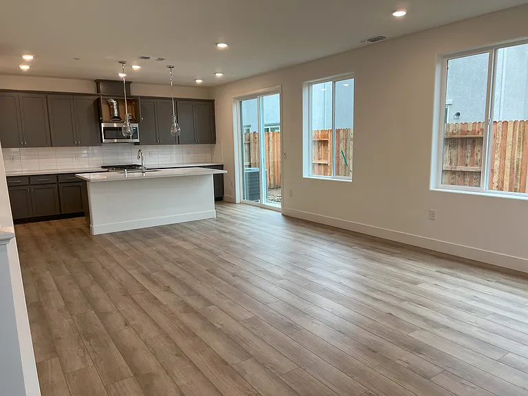 3397 Margauex Way — Photo 3