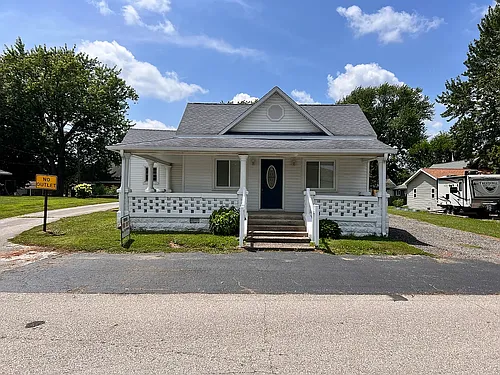 304 West St Photo 1